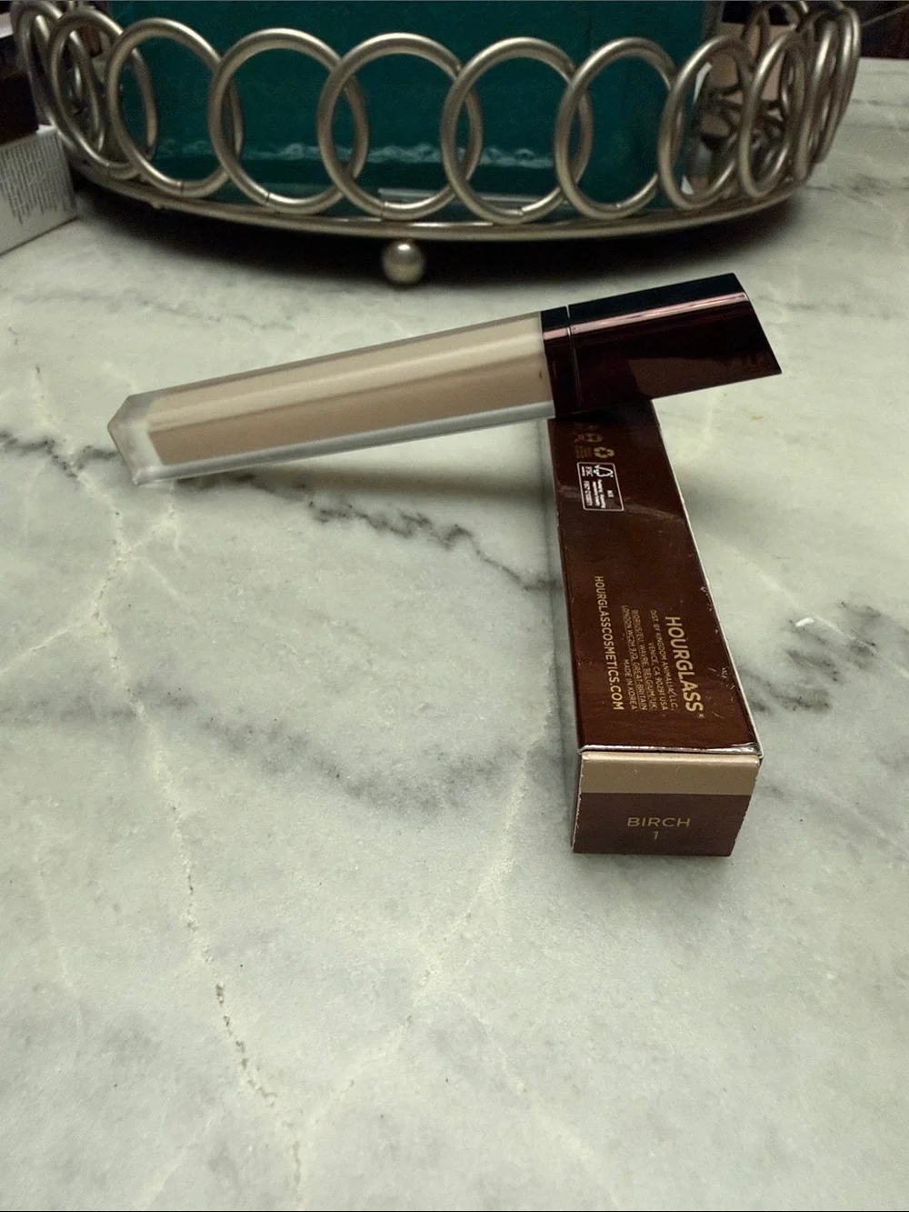 Hourglass Vanish Concealer - Birch 1